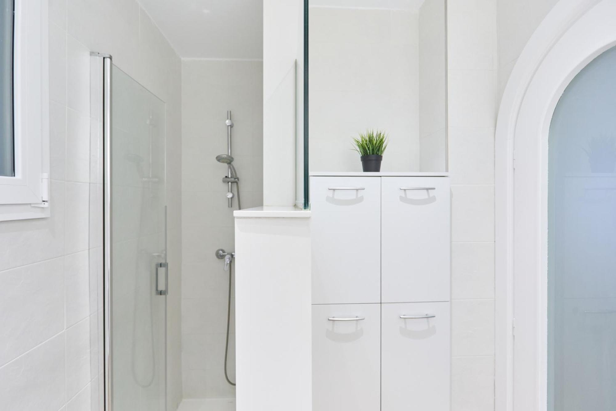 Larroka By Basque Homes * San Sebastián